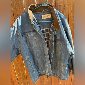 Mens Wrangler blue Jean jacket